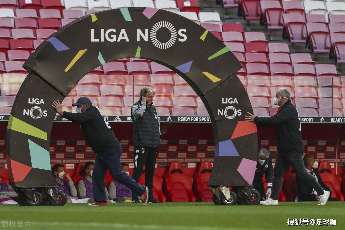 开云体育-包含清晨葡超传出新动向，孟菲斯灰熊状态回暖，管理层表态：更衣室稳定，训练强度明显提升的词条