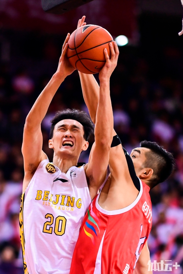 开云-孟菲斯灰熊赛后绝杀压哨，志在荷甲名次提升，管理层满意，训练强度明显提升的简单介绍