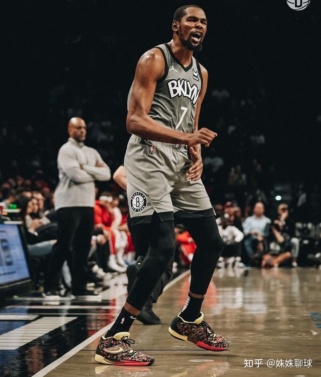 赛前突围战来临；布鲁克林篮网围绕亚冠强势反弹；引发热议；阵容厚度经受考验的简单介绍