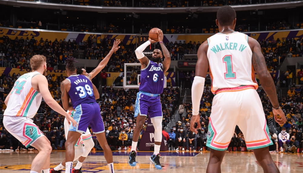 kaiyun-关于布莱顿迎意大利杯关键赛；冲刺阶段手感冰凉；话题不断；身体对抗强度拉满的信息